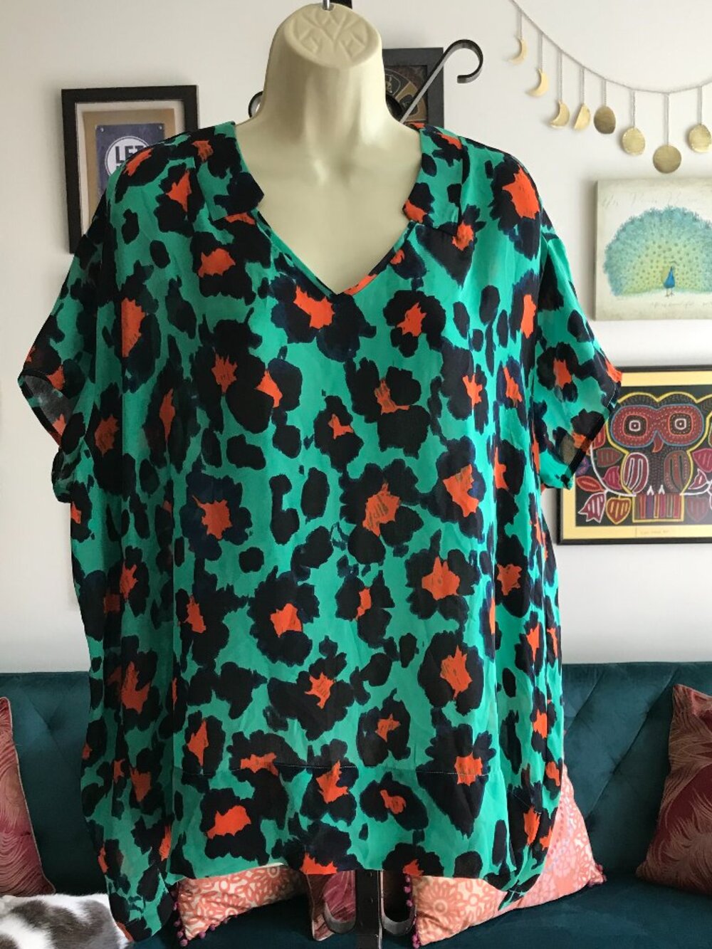 CAbi size M Green Rita Pullover Blouse Relaxed Fit Tunic Abstract Animal Print